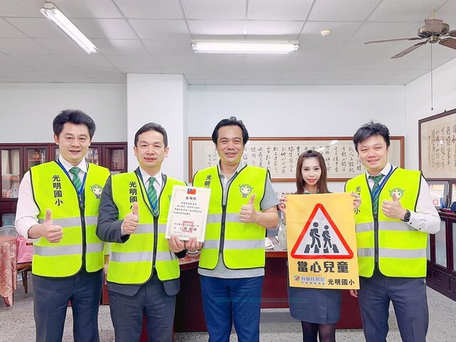 今年適逢有巢氏房屋20周年,推動「社區友善貼心服務」,期許成為社區的便利站、鄰里的好厝邊,打造更美好的生活環境