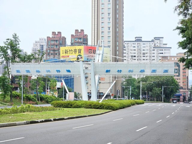 最新的政大永慶科學園區中古屋房價指數顯示,受到銀行房貸緊縮與第七波信用管制影響,新竹、台中、高雄科學園區房價都出現修正。(房市示意圖)