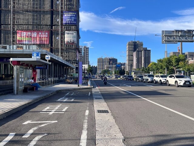 桃園市「龜山區」新成屋集中在機捷一帶,便捷交通加上僅雙北一半價格,吸引雙北通勤族湧入。(永慶房產集團提供)